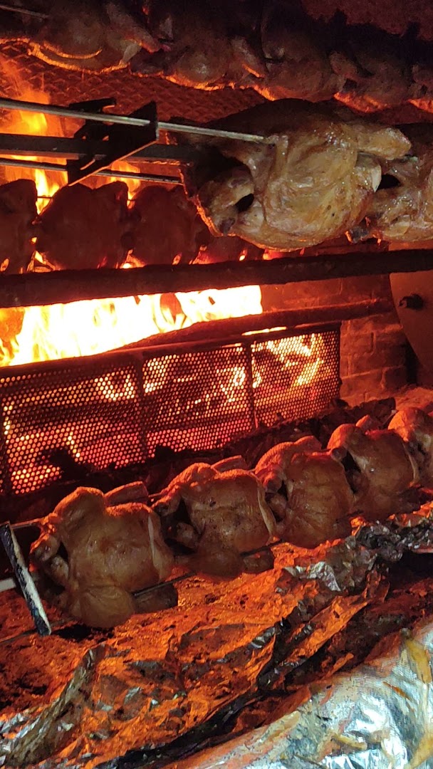 Pizzeria Rosticceria Girarrosto da Ernesto BENEVENTO · Foto 10